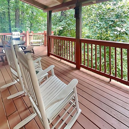 Splashing Sunrise, 2 Bedrooms, Private Pool, Arcade, Hot Tub, Sleeps 6 Пиджен Фордж Екстериор снимка