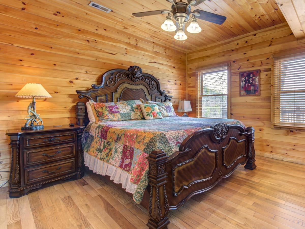 Splashing Sunrise, 2 Bedrooms, Private Pool, Arcade, Hot Tub, Sleeps 6 Пиджен Фордж Екстериор снимка