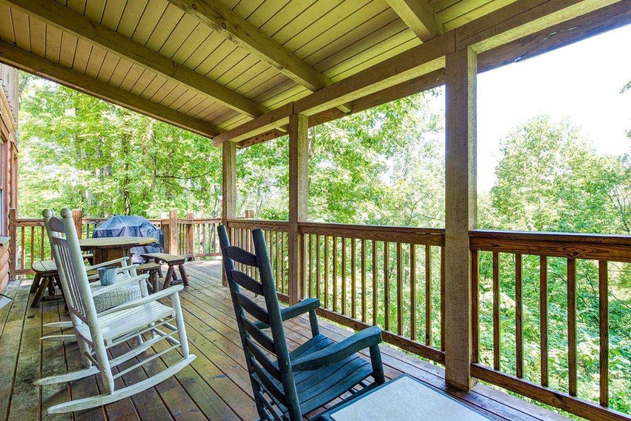 Splashing Sunrise, 2 Bedrooms, Private Pool, Arcade, Hot Tub, Sleeps 6 Пиджен Фордж Екстериор снимка