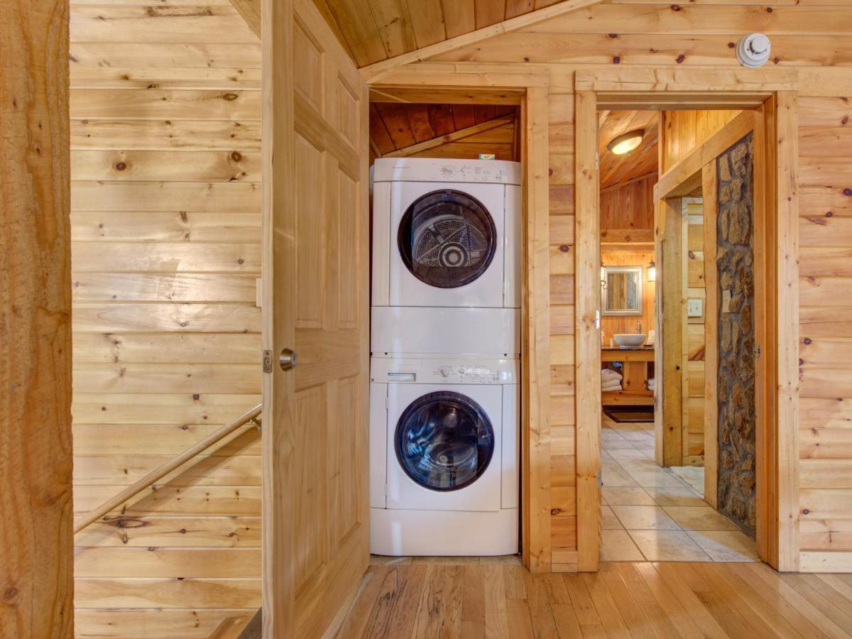 Splashing Sunrise, 2 Bedrooms, Private Pool, Arcade, Hot Tub, Sleeps 6 Пиджен Фордж Екстериор снимка